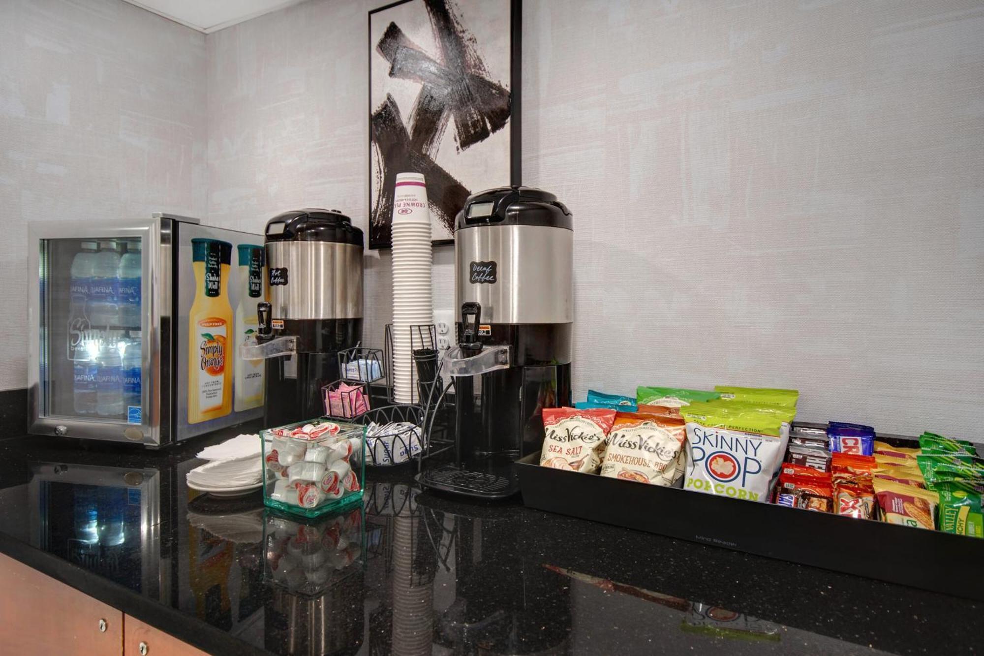Hotel Crowne Plaza By Ihg 4*