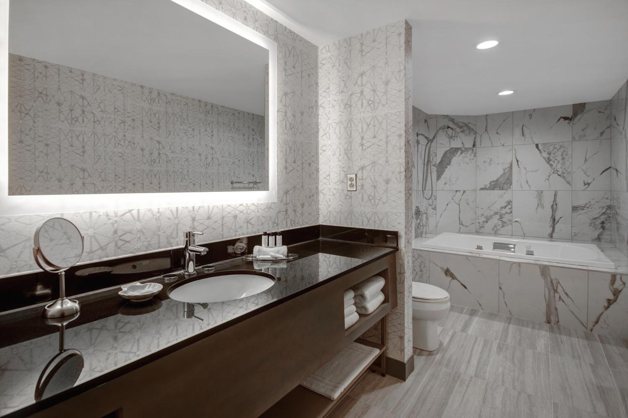 Hotel Crowne Plaza By Ihg