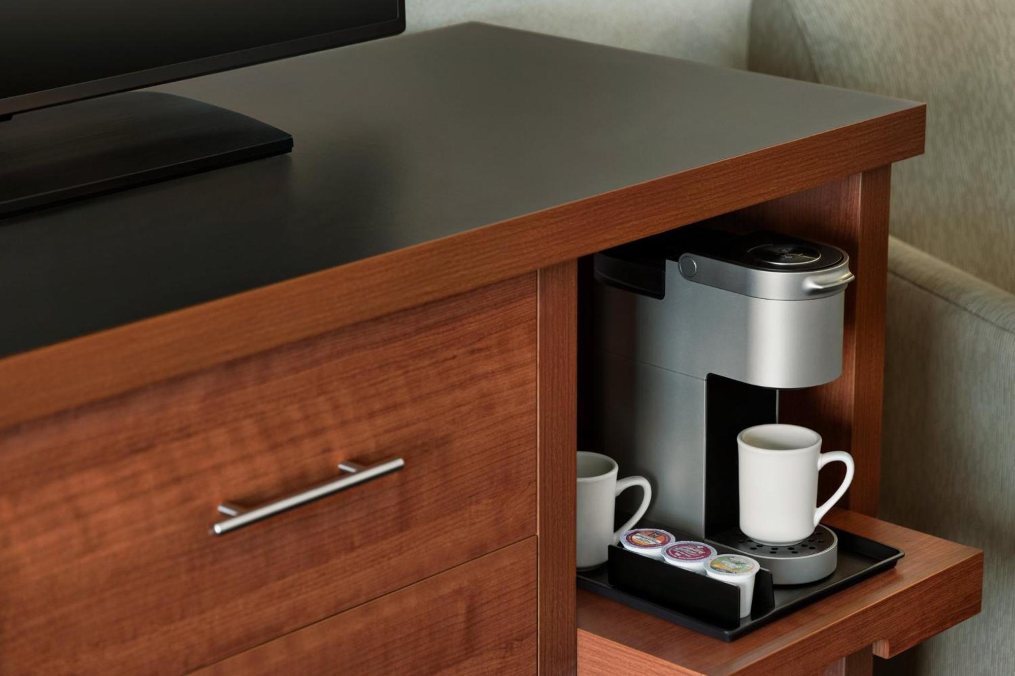 Hotel Crowne Plaza By Ihg 4*