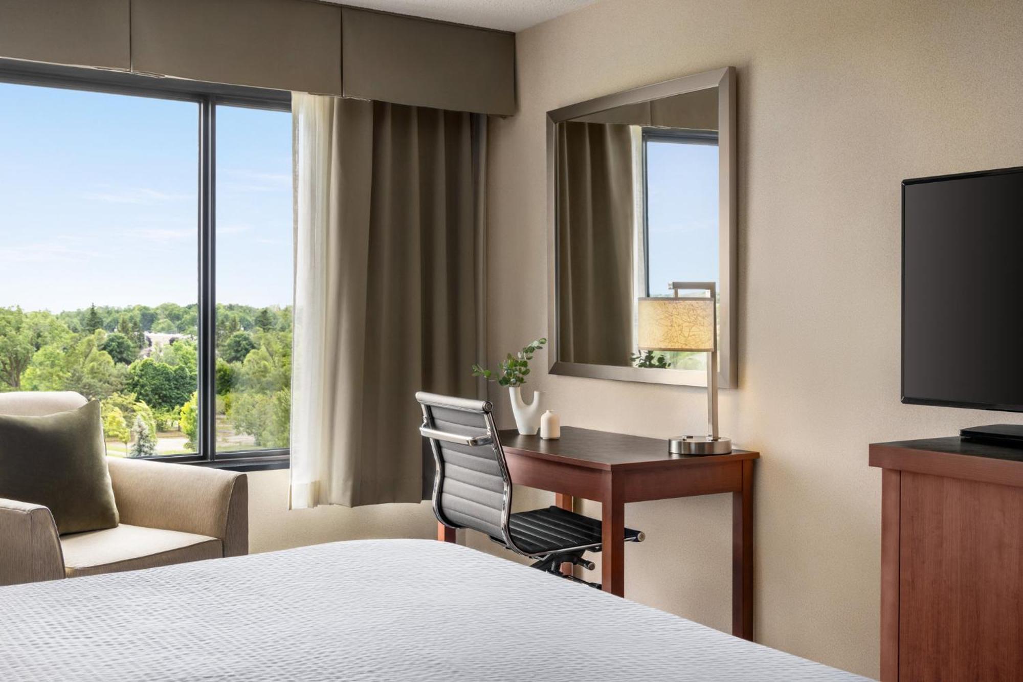 Hotel Crowne Plaza By Ihg Auburn Hills