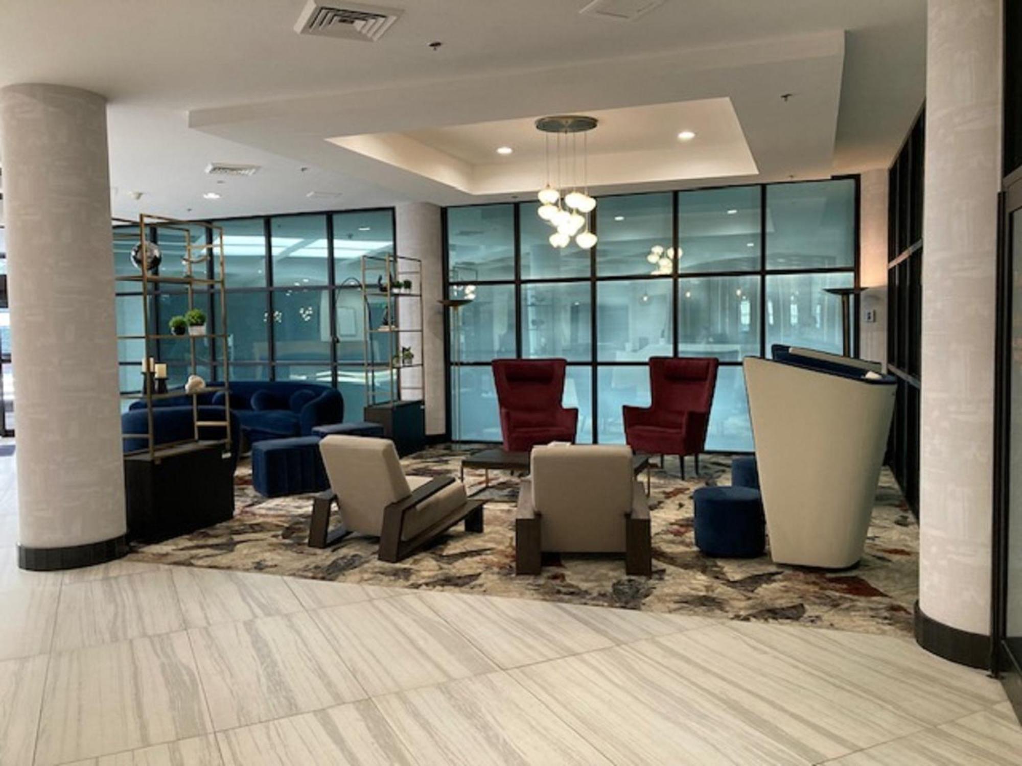 Crowne Plaza By Ihg Hotel